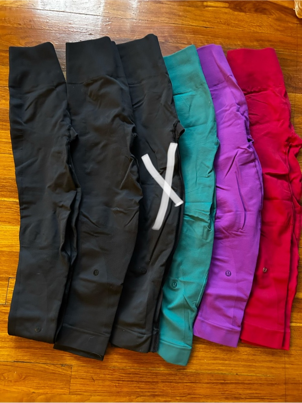 lululemon athletica seamless Leggings - 2 Black, 1 Teal, 1 Purple, 1 Red